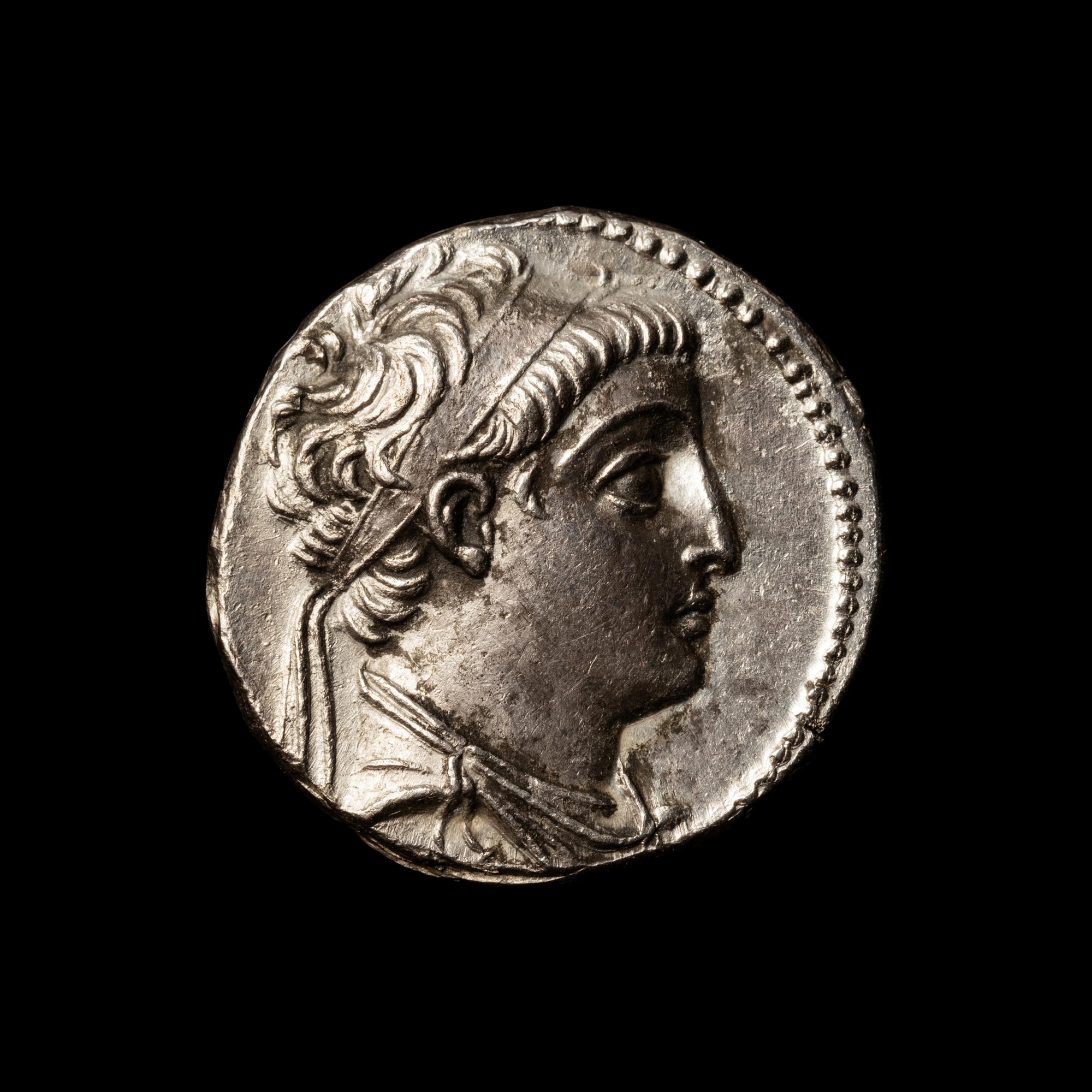 [ANCIENTS] SELEUCID KINGDOM. Tyre. Demetrius II, first reign (c. 145/6 BC). Ar Tetradrachm. (14 g, 26mm).