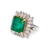 EMERALD AND DIAMOND RING