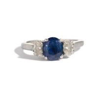 SAPPHIRE AND DIAMOND RING