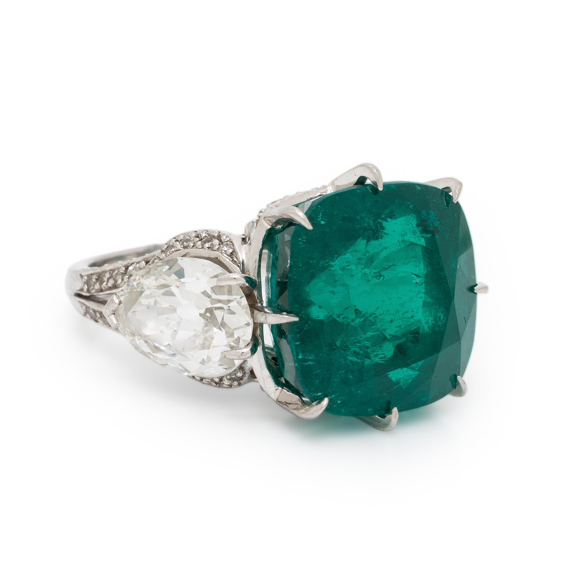 Colombian Emerald, Diamond, and Platinum Ring