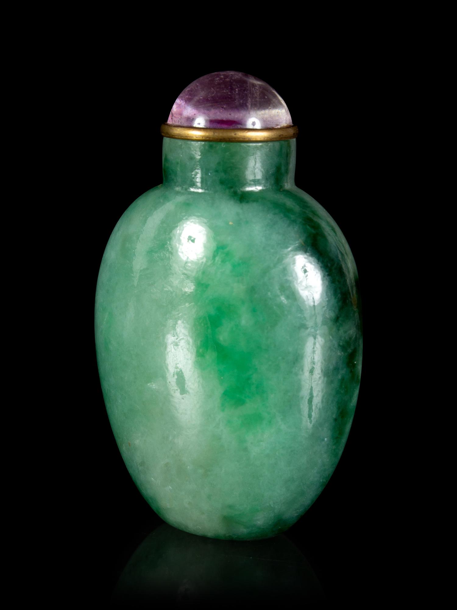 An Apple Green Jadeite Snuff Bottle