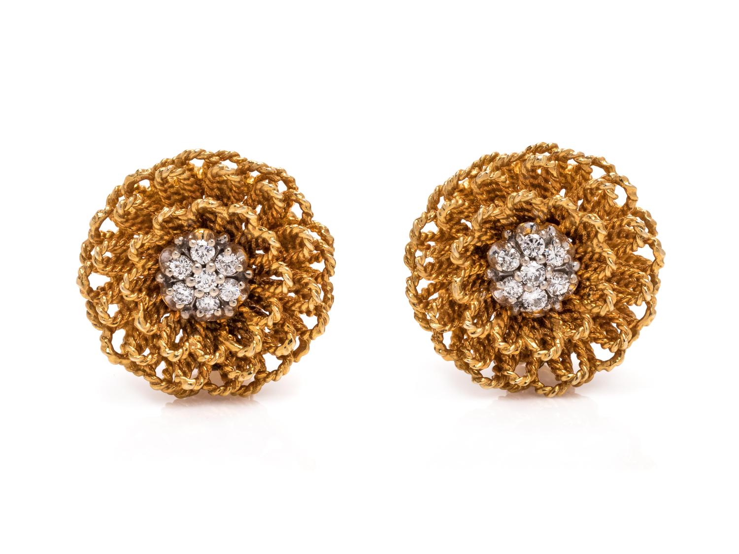 YELLOW GOLD AND DIAMOND EARCLIPS