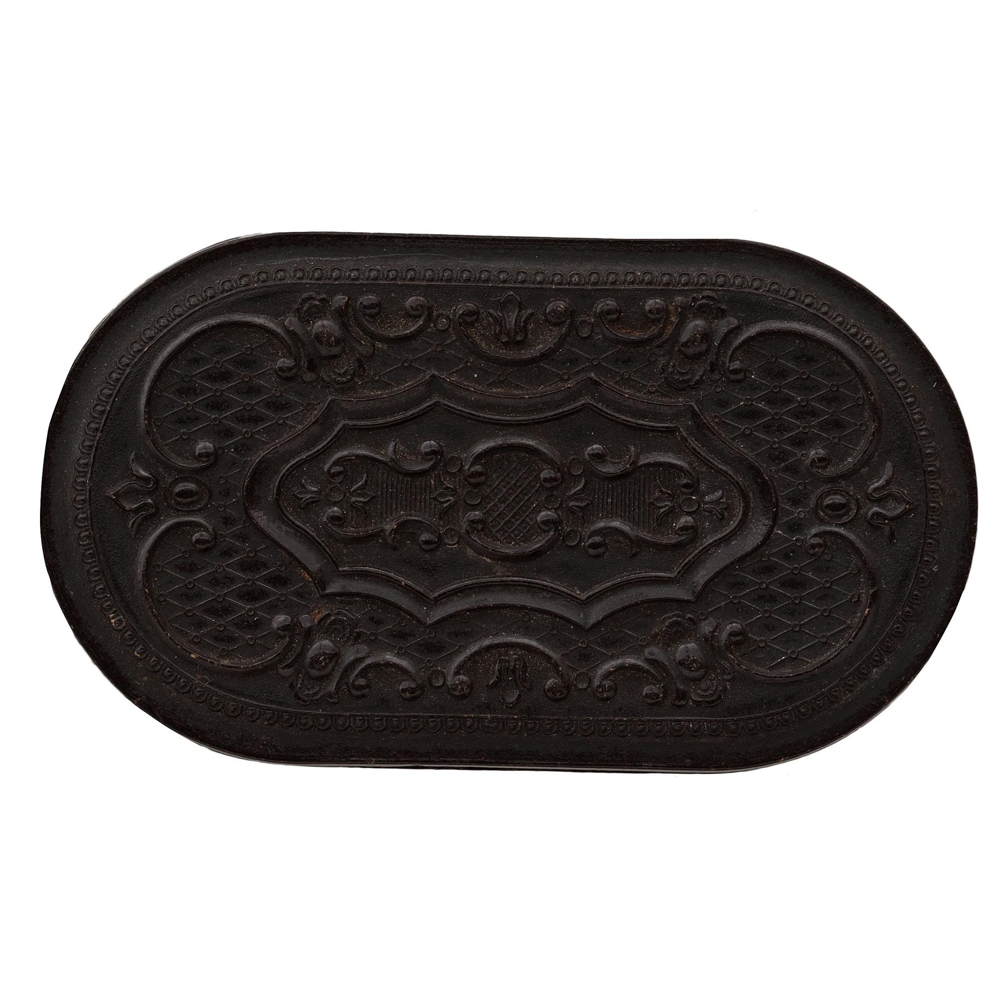 [EARLY PHOTOGRAPHY - UNION CASES]. A Very Rare geometric "double oreo" case containing tintype portraits of a man and woman [Berg 3-451/3-452].