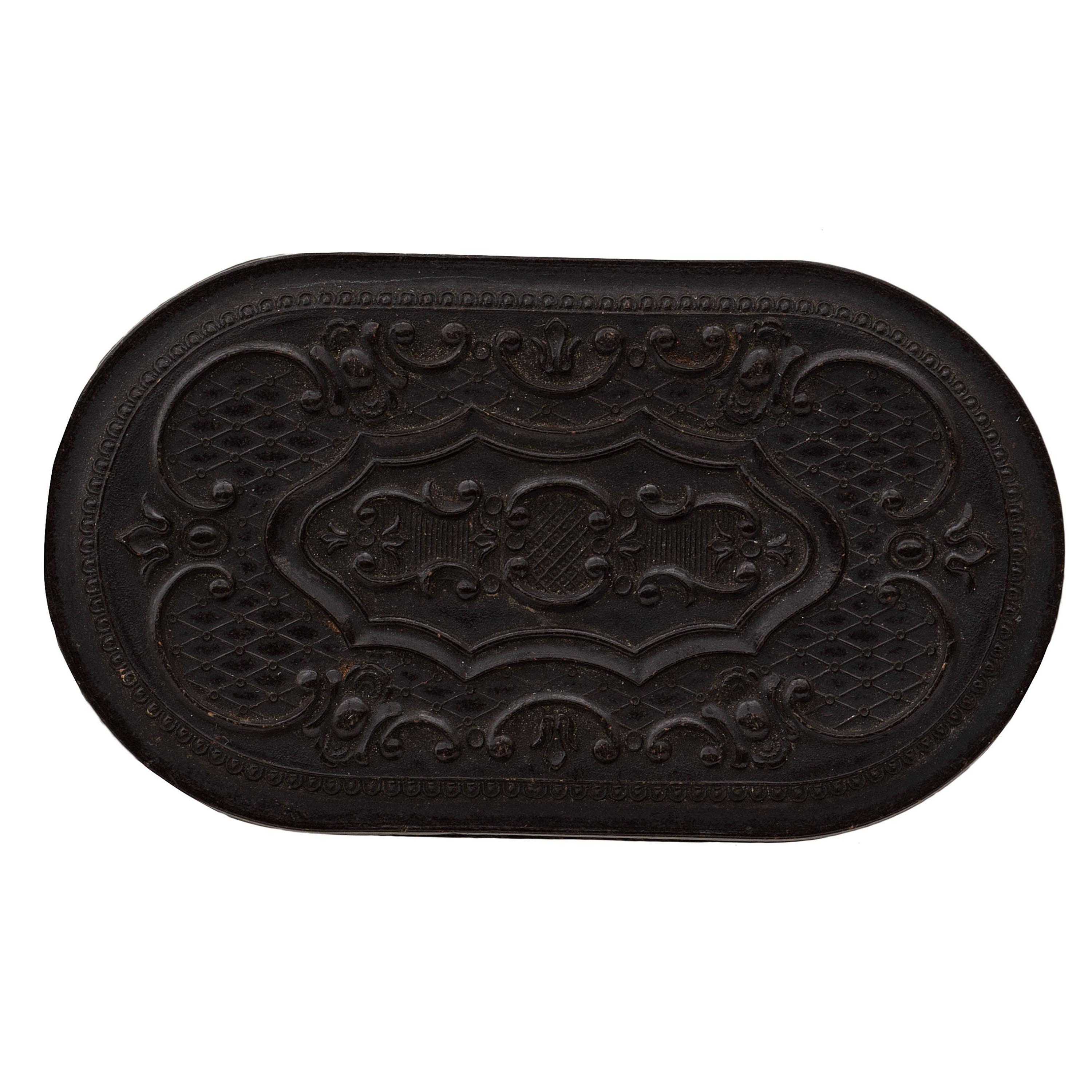 [EARLY PHOTOGRAPHY - UNION CASES]. A Very Rare geometric "double oreo" case containing tintype portraits of a man and woman [Berg 3-451/3-452].