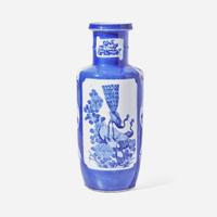 A Chinese blue and white rouleau vase 青花棒槌瓶 Late 19th/early 20th century ???????????