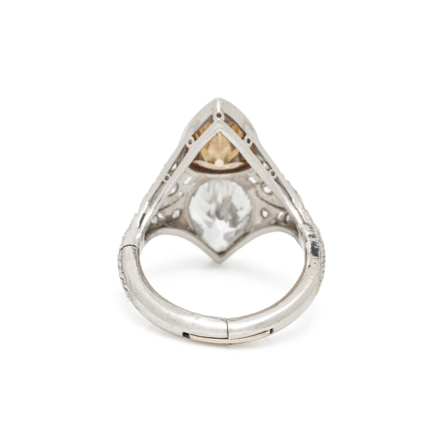 ART DECO, DIAMOND AND COLORED DIAMOND RING