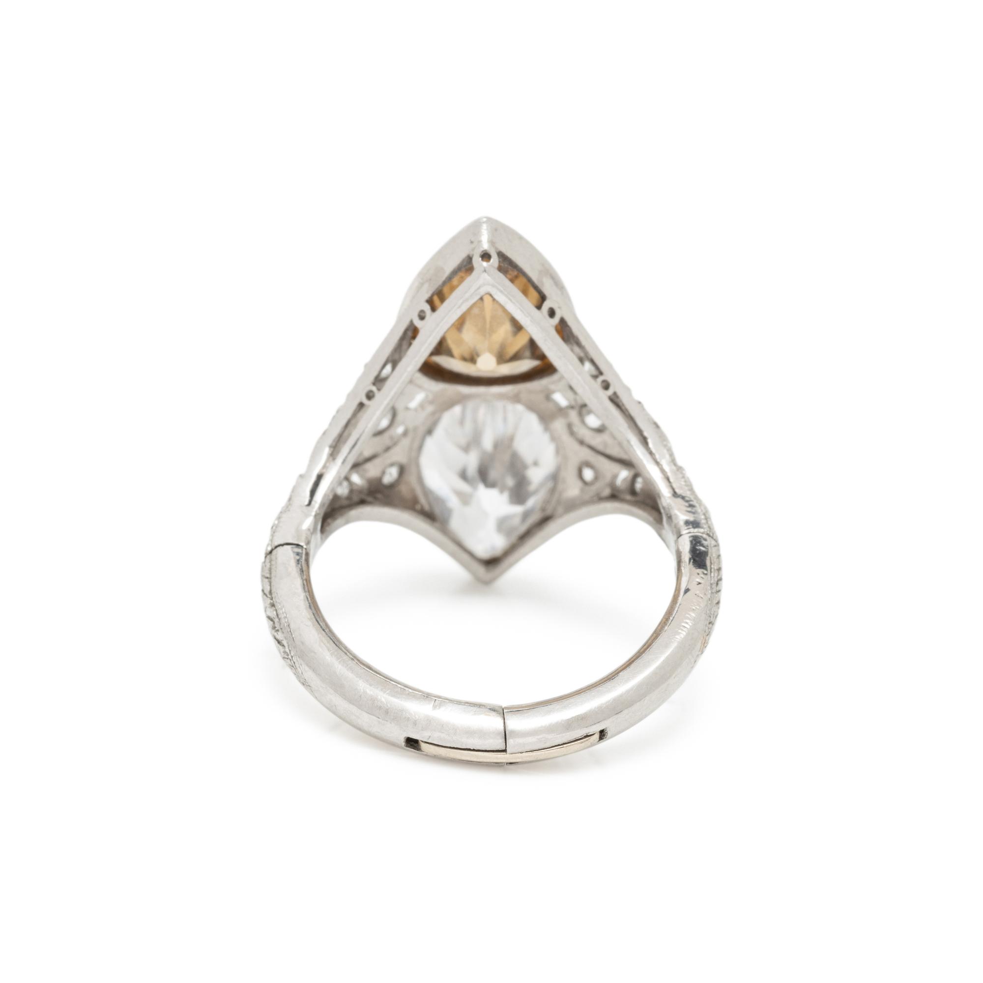 ART DECO, DIAMOND AND COLORED DIAMOND RING