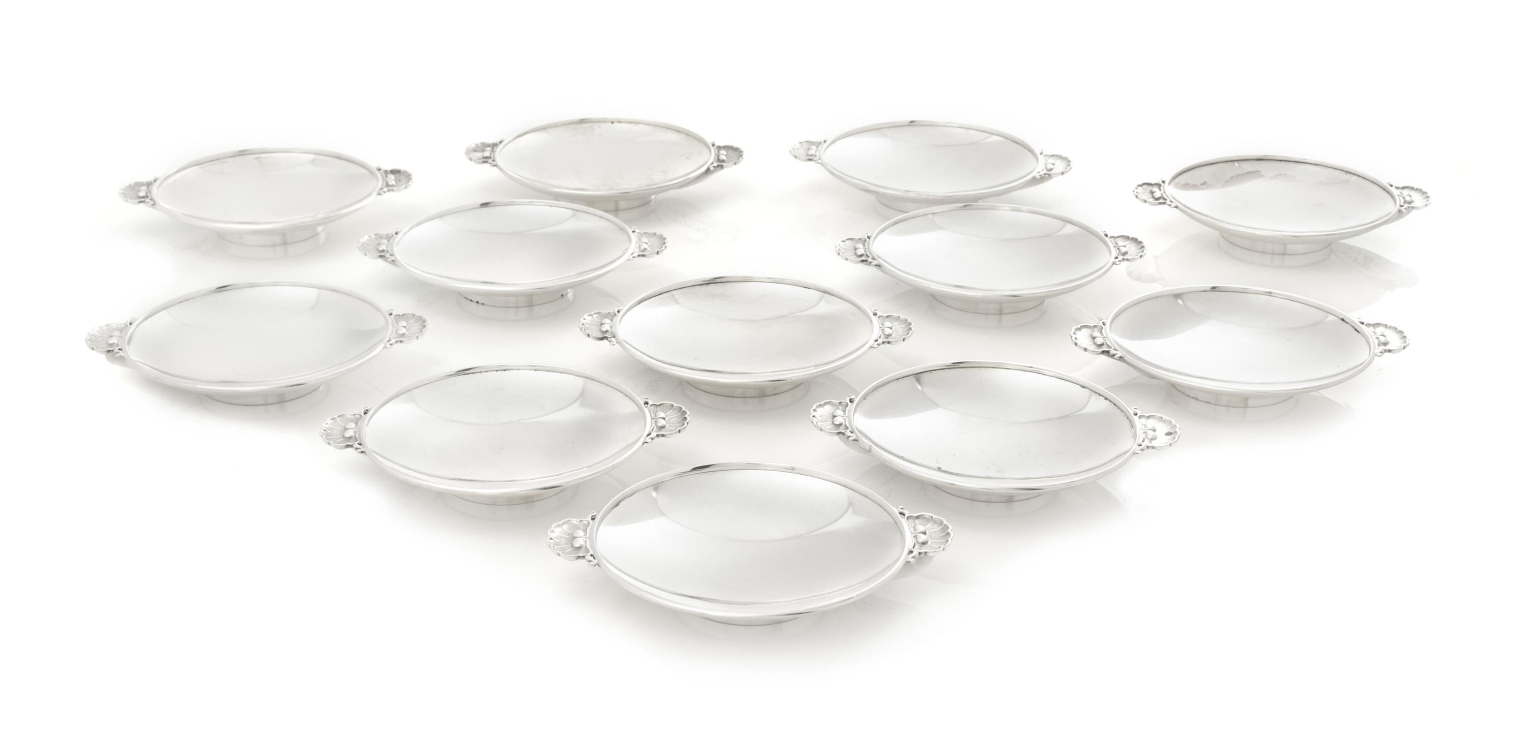 A Set of Twelve Danish Silver Butter Pats, Gundorph Albertus for Georg Jensen Silversmithy, Copenhagen, 20th Century, pattern 355B, wit