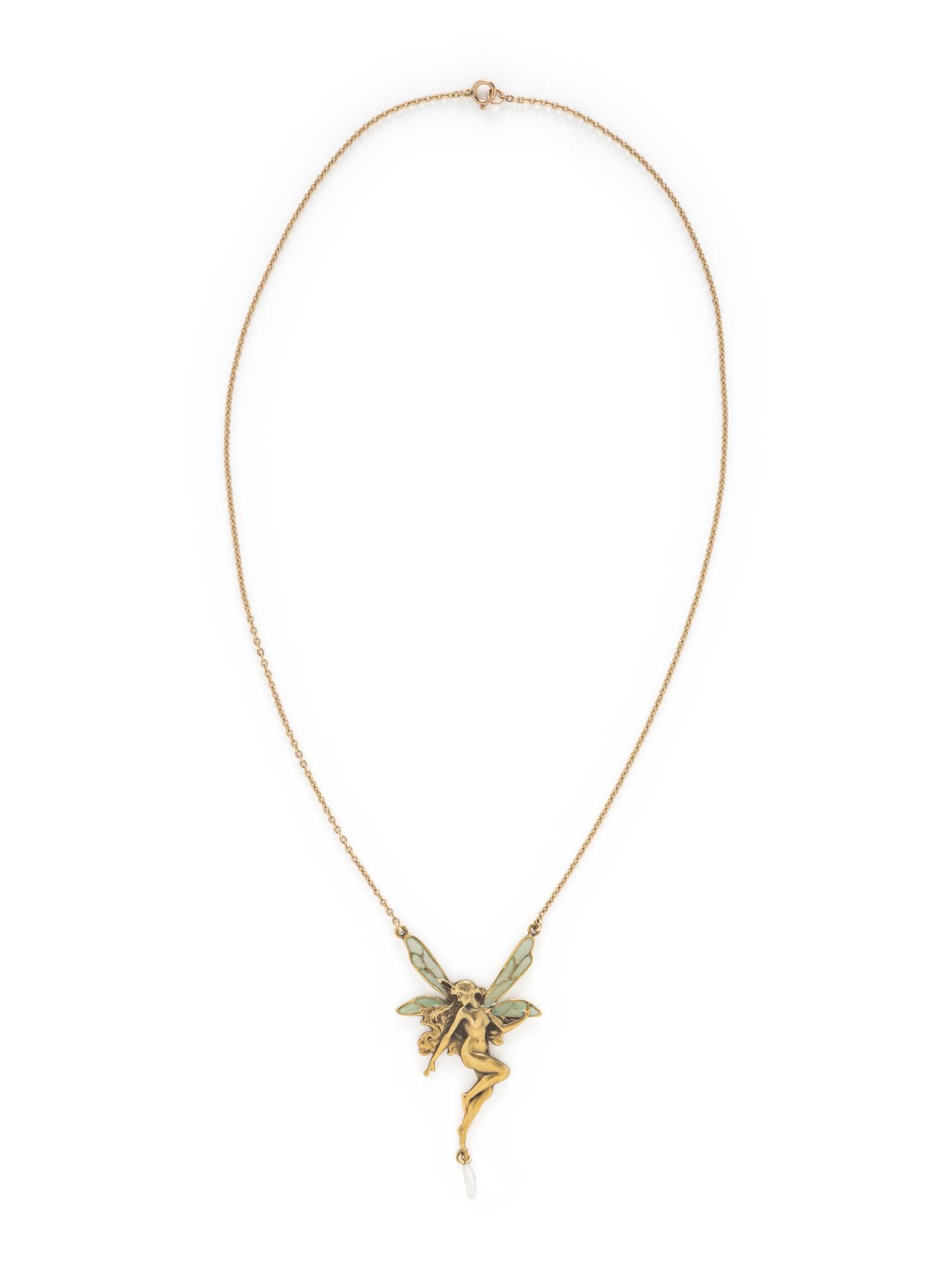 COLLECTION OF YELLOW GOLD NECKLACES
