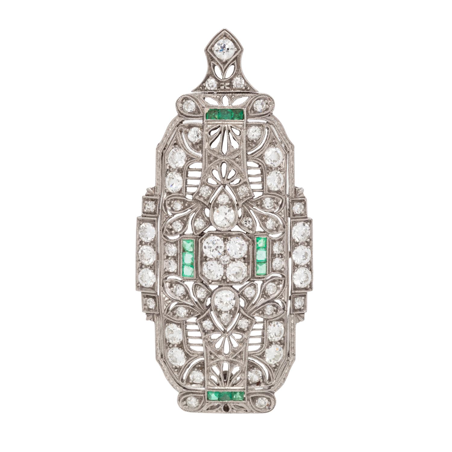 ART DECO, DIAMOND AND EMERALD PENDANT/BROOCH