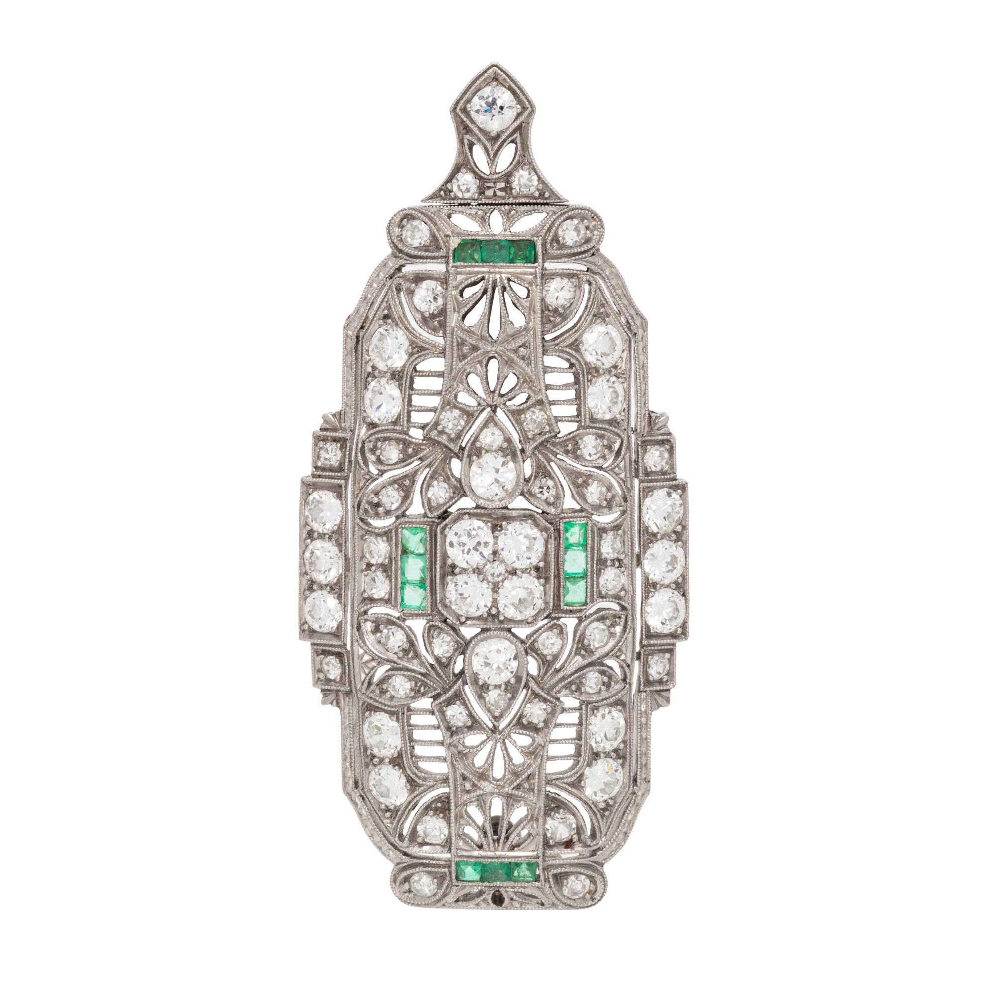 ART DECO, DIAMOND AND EMERALD PENDANT/BROOCH