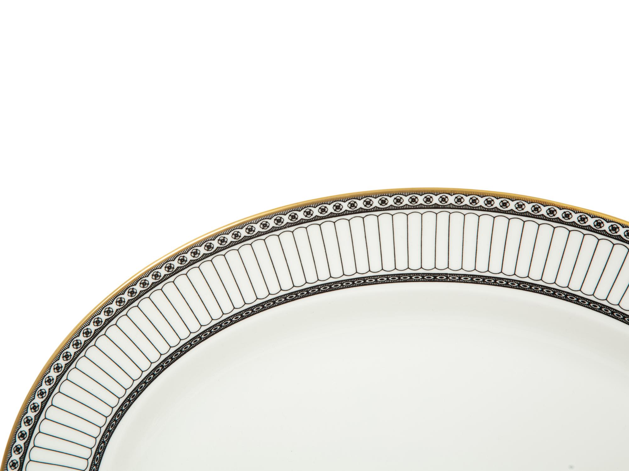 A Wedgwood Colonnade Porcelain Dinner Service