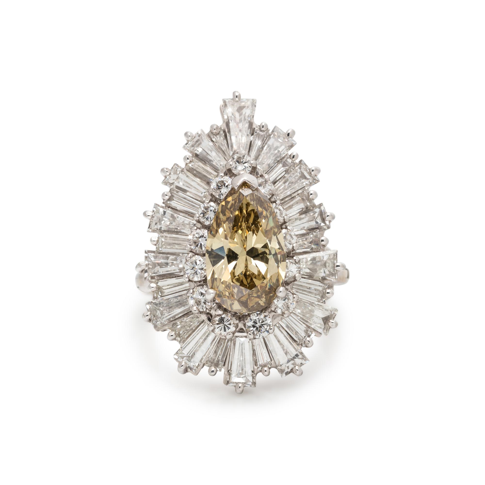 COLORED DIAMOND AND DIAMOND RING