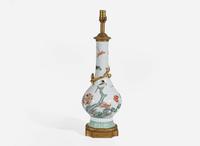 Two Chinese porcelain vases mounted as lamps 瓷瓶嵌檯燈兩件