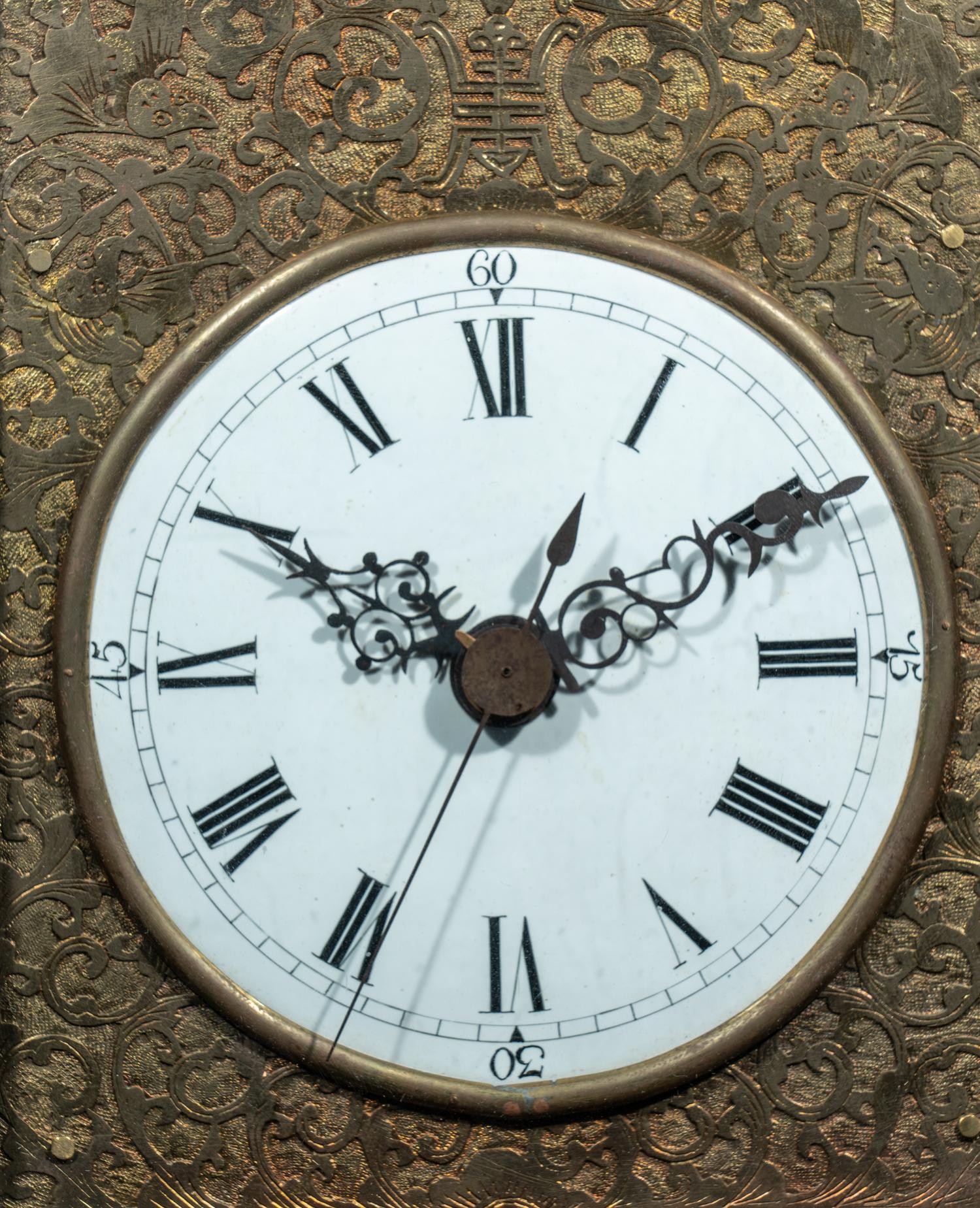 A Chinese Export Rosewood Clock