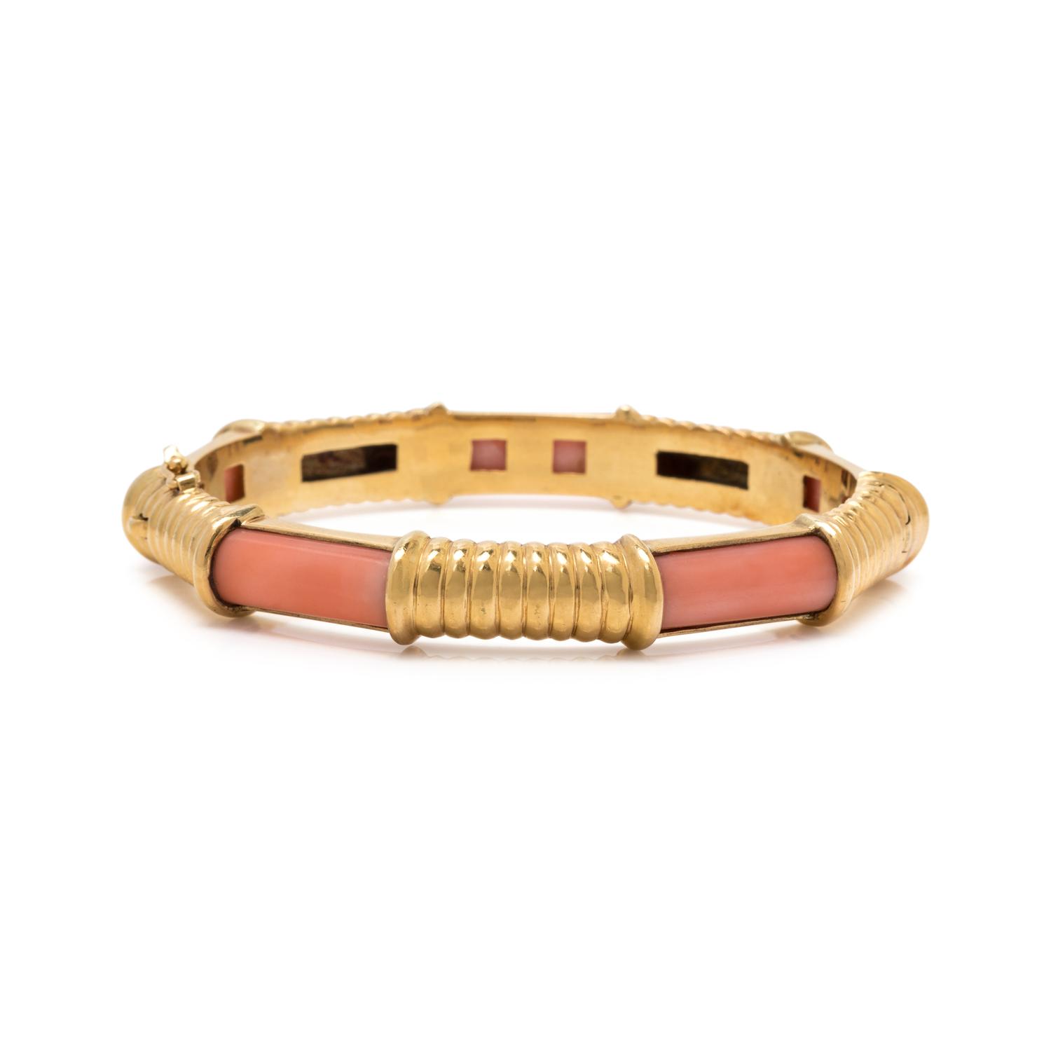 YELLOW GOLD AND CORAL BANGLE BRACELET