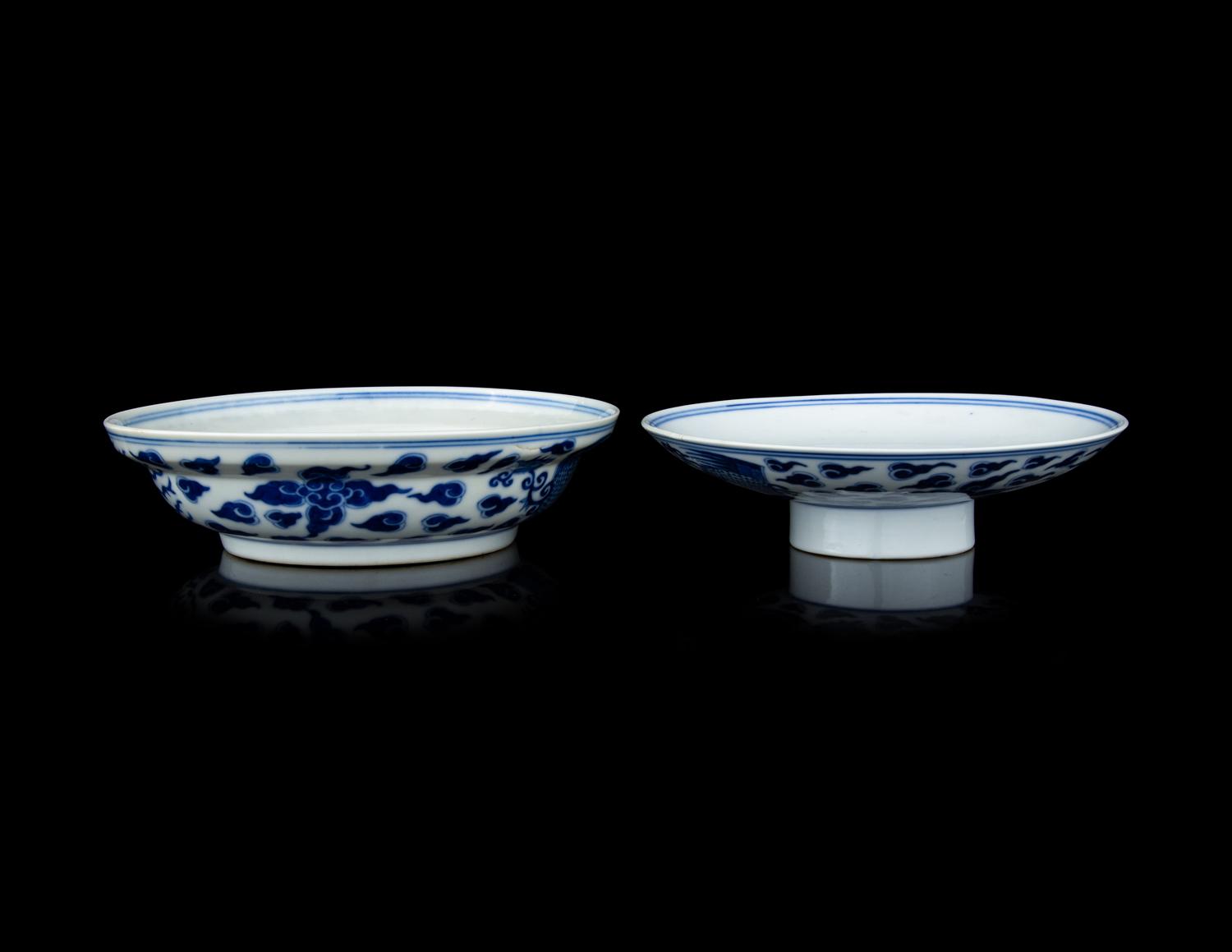 A Chinese Blue and White Porcelain Covered Bowl