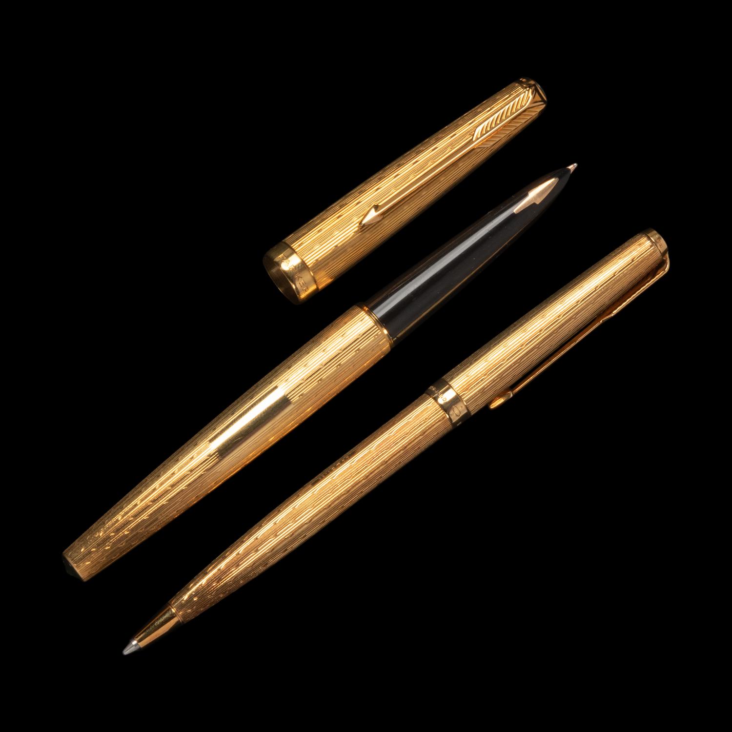 A Parker 18-Karat Gold Fountain Pen and Rollerball Pen Set