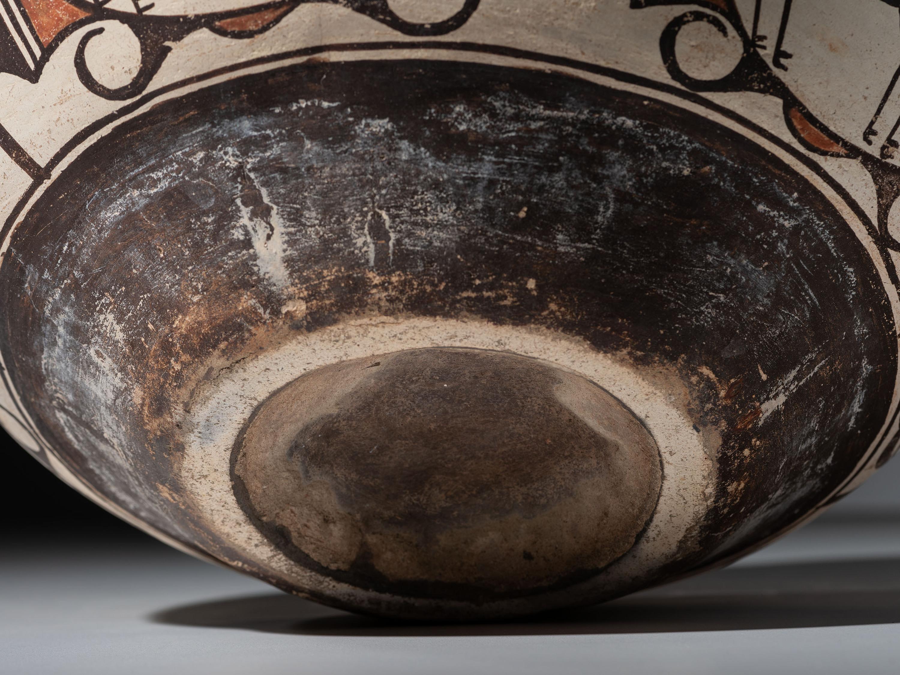 Zuni Polychrome Olla, with Heartline Deer