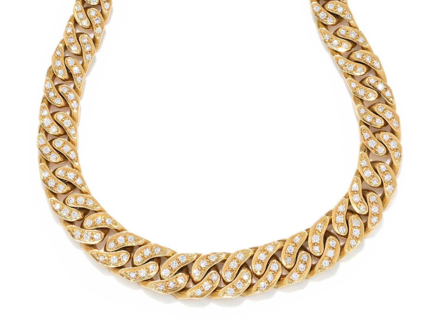YELLOW GOLD AND DIAMOND NECKLACE