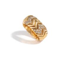 BULGARI, YELLOW GOLD AND DIAMOND 'SPIGA' RING