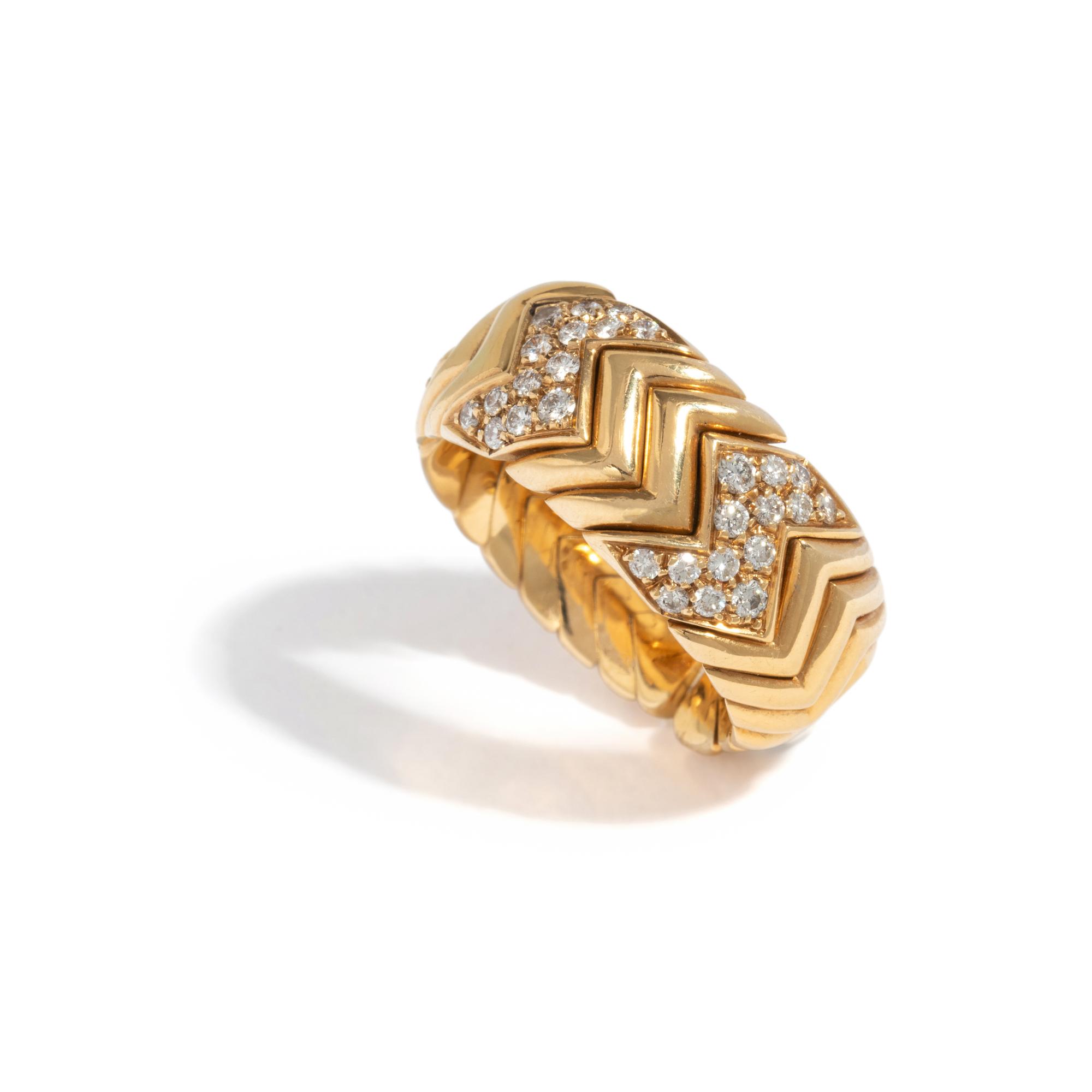 BULGARI, YELLOW GOLD AND DIAMOND 'SPIGA' RING