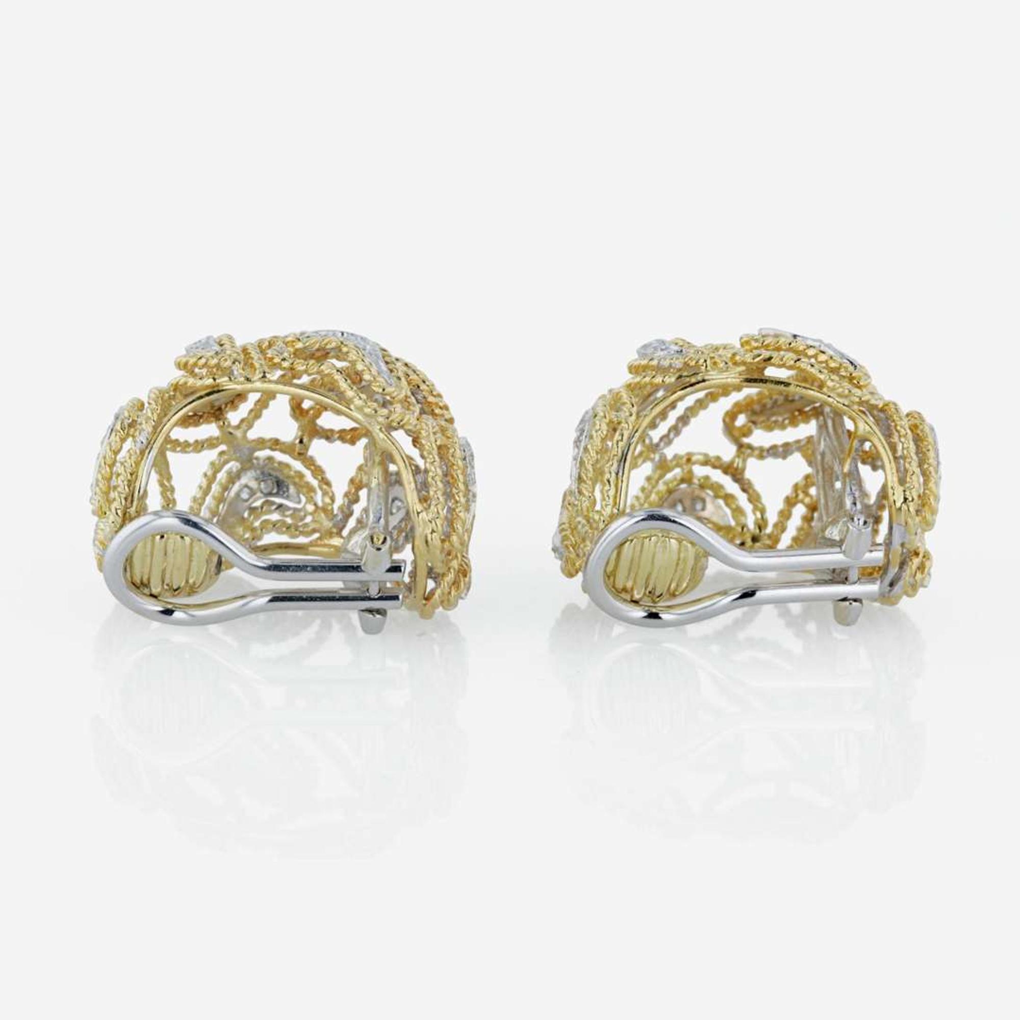 A Pair of 18K Gold Two-Tone Ear Clips Italy