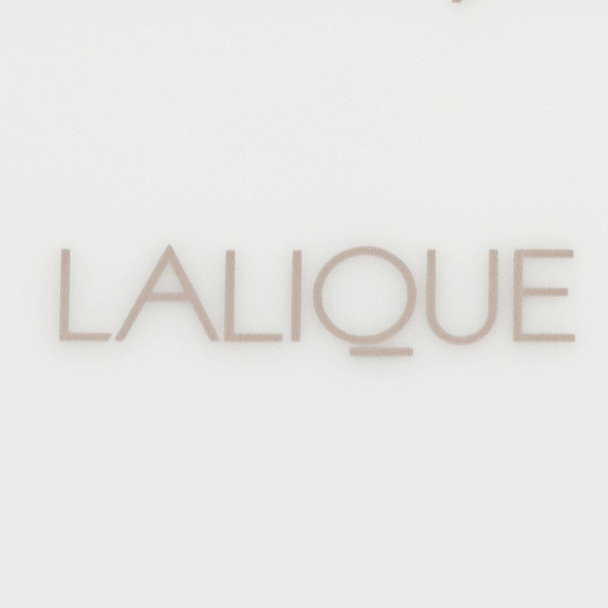 A Lalique Damasse Porcelain Dinner Service