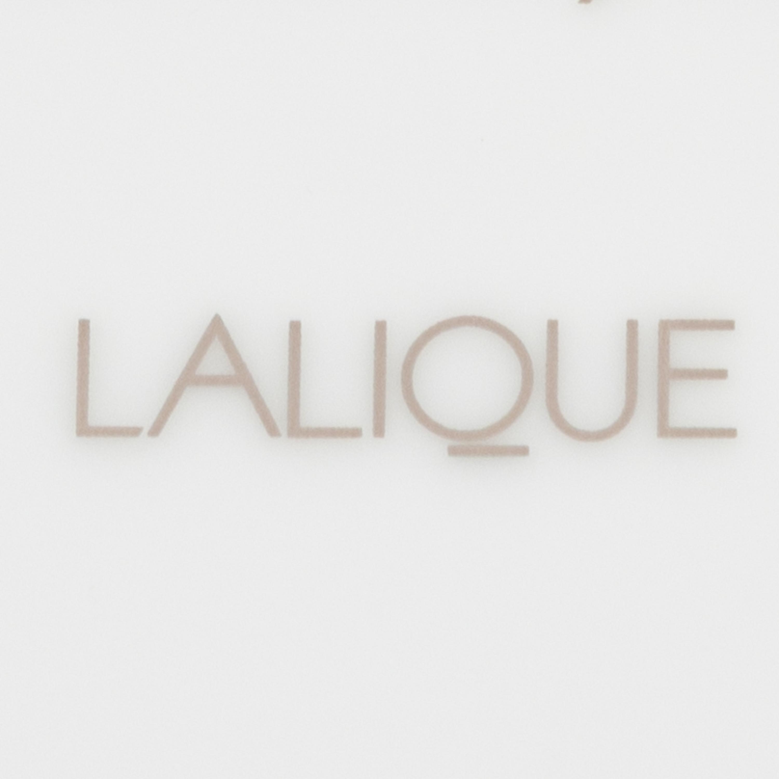 A Lalique Damasse Porcelain Dinner Service