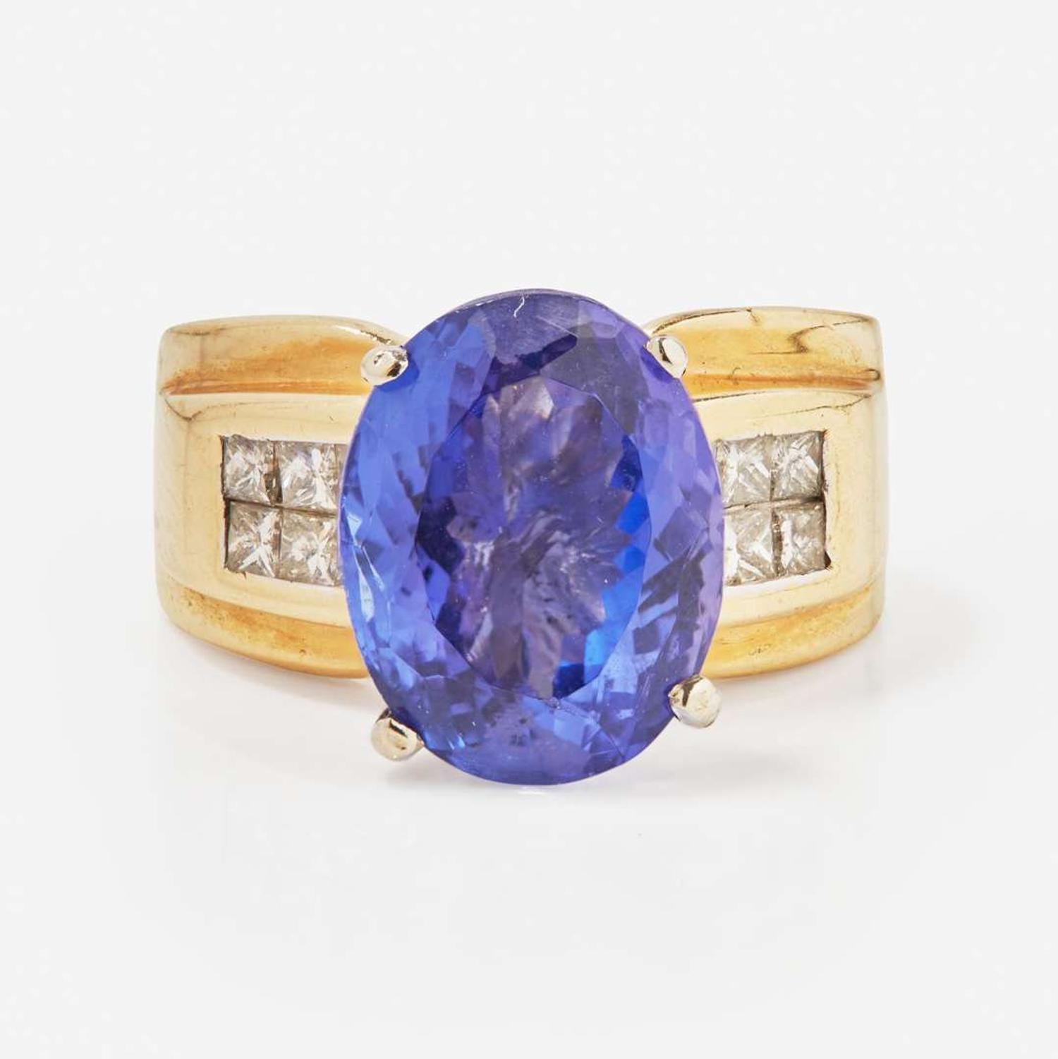 A 14K Yellow Gold, Tanzanite, and Diamond Ring