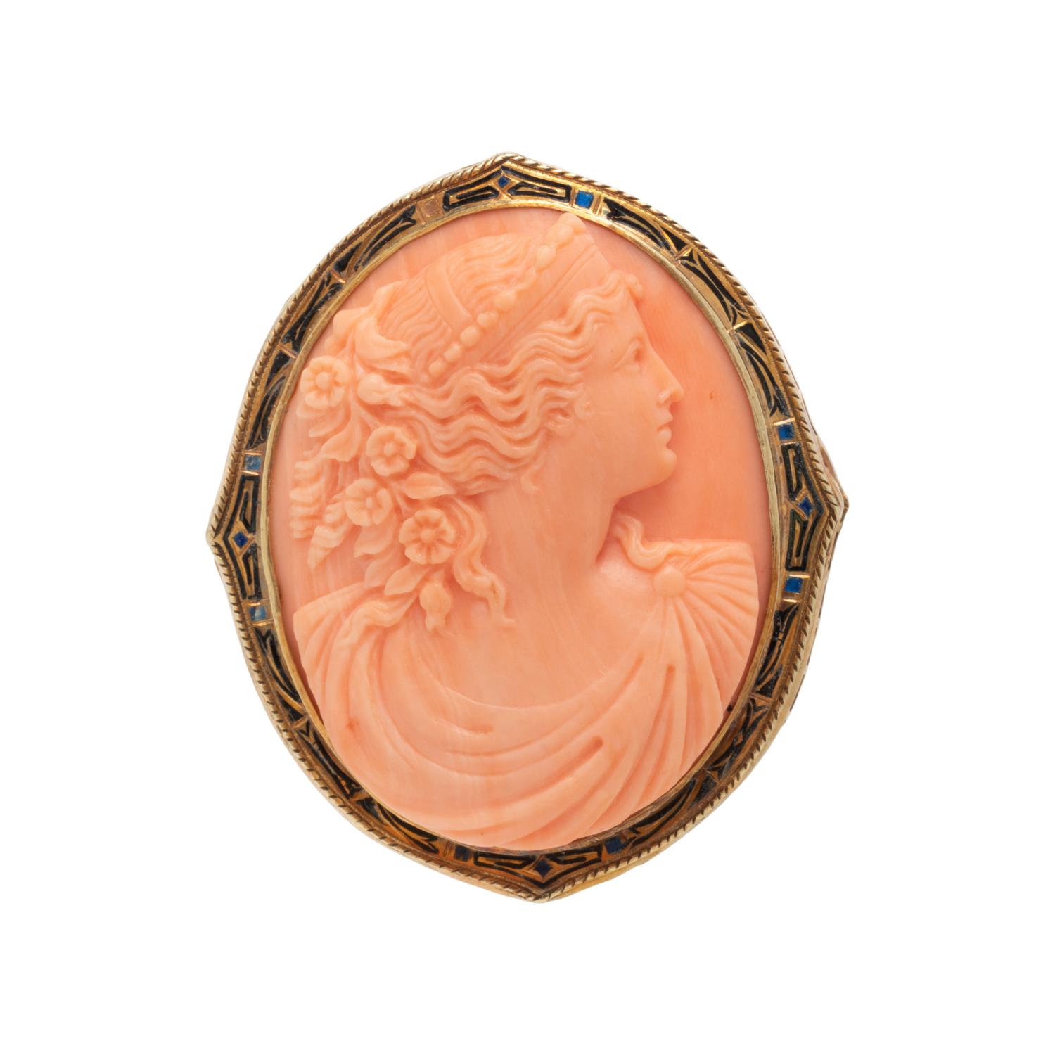 CORAL CAMEO PENDANT/BROOCH