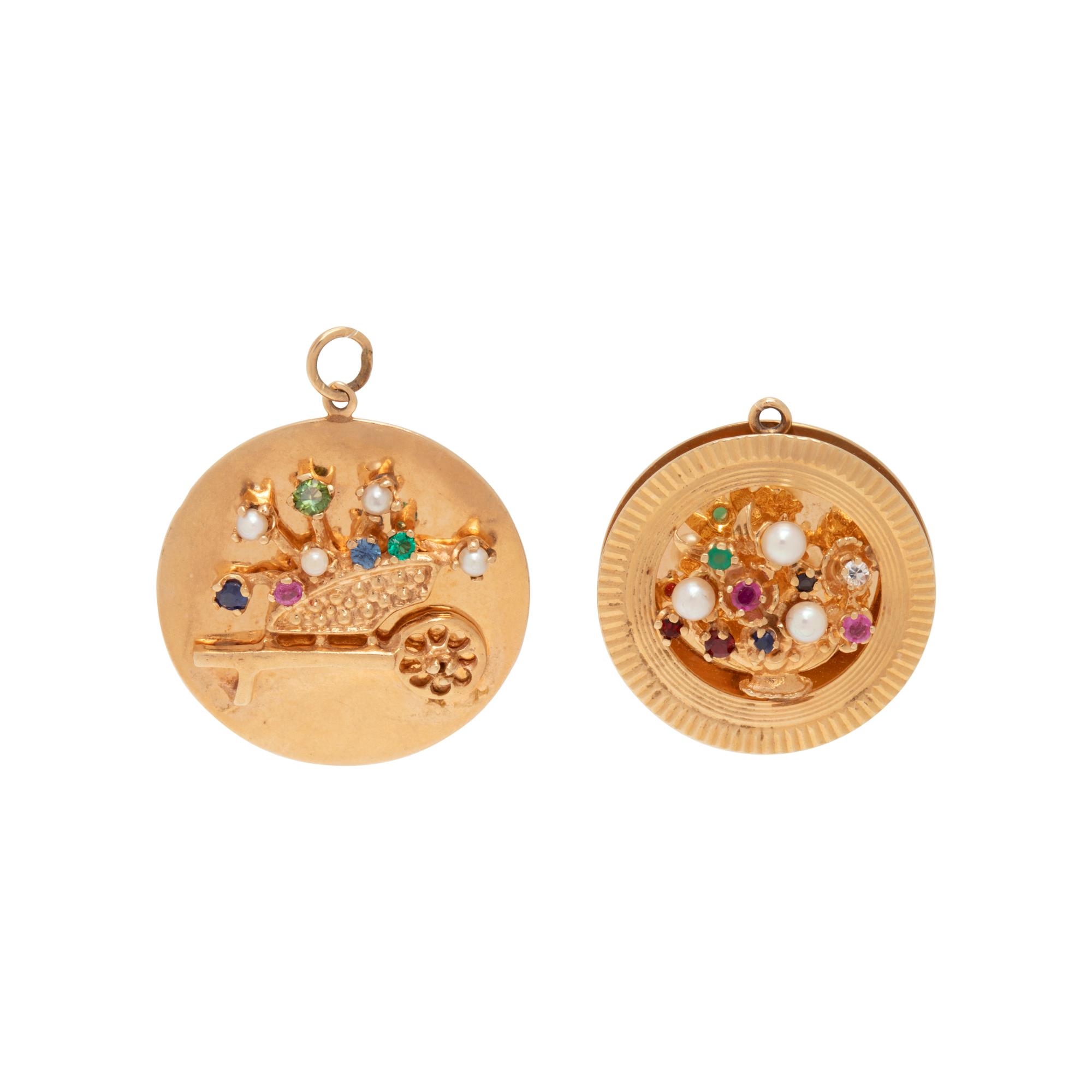 COLLECTION OF YELLOW GOLD AND MULTIGEM CHARMS