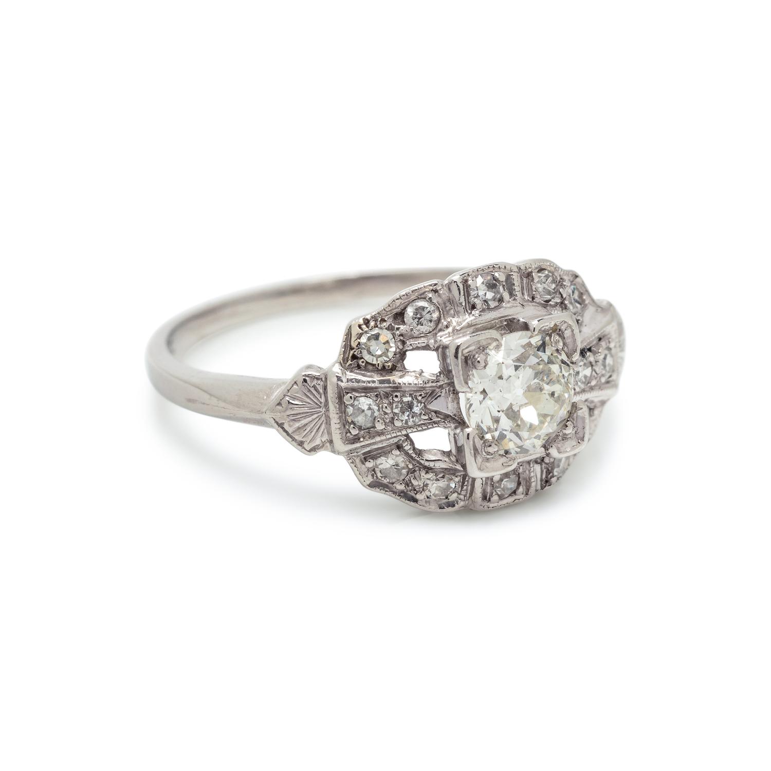 DIAMOND RING