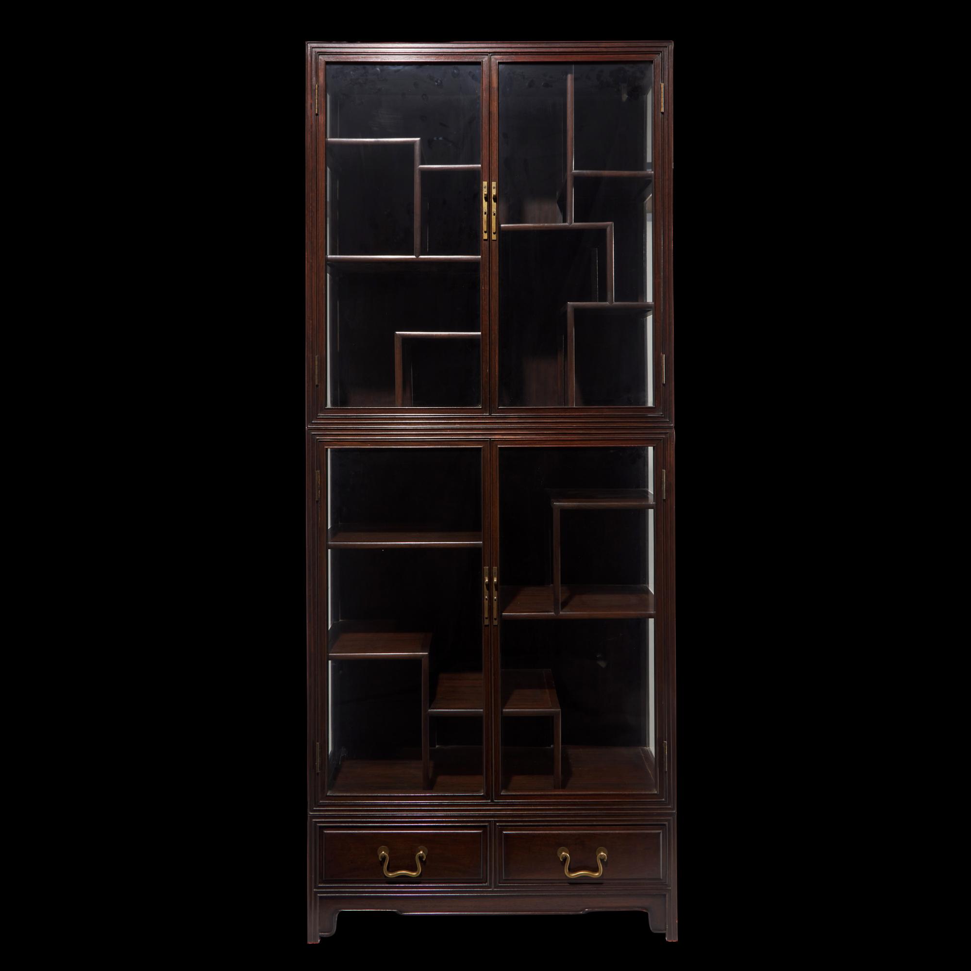 A Chinese Hardwood Display Cabinet, 20th Century 近代 硬木博古架