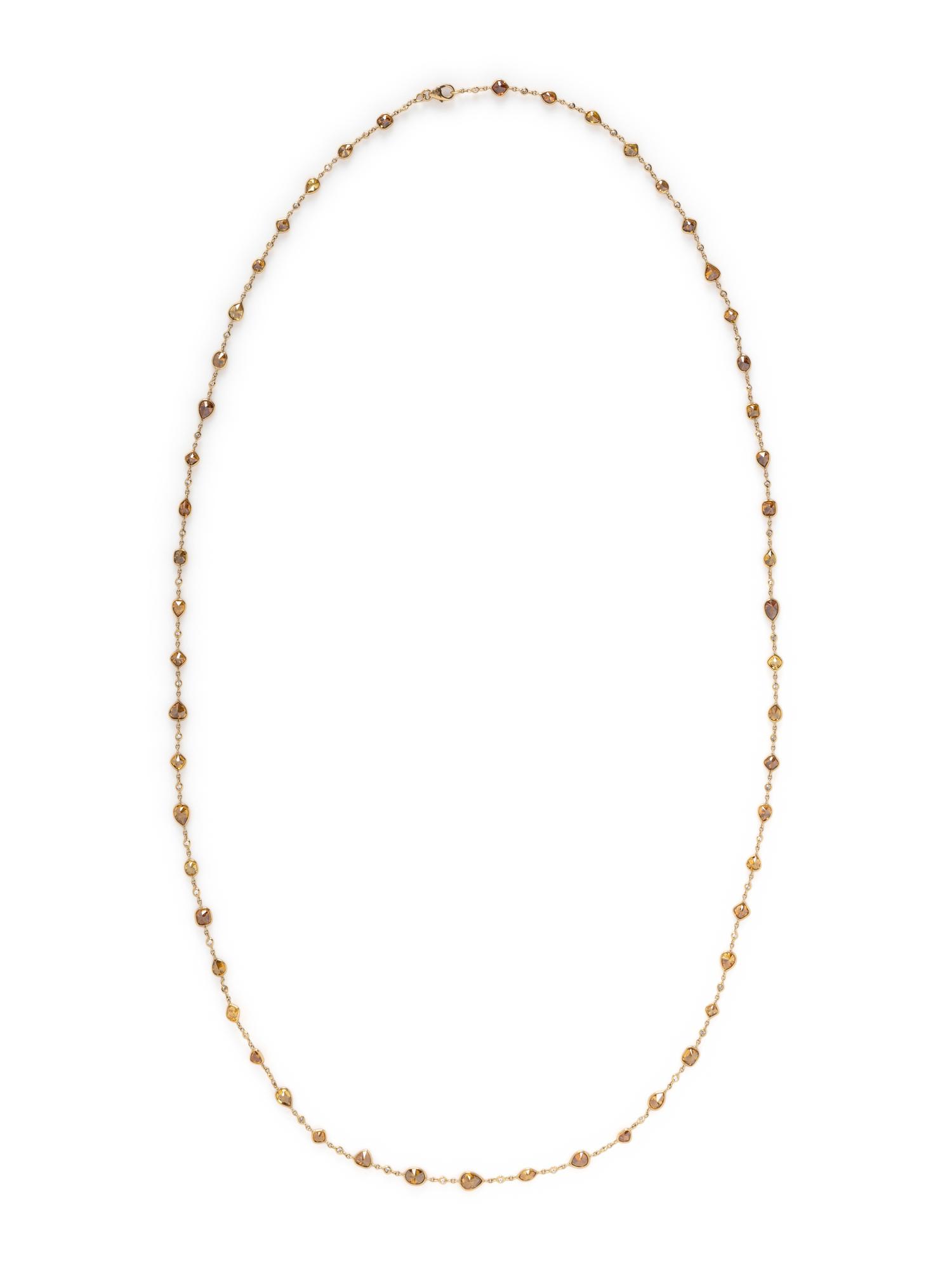 COLORED DIAMOND AND DIAMOND NECKLACE