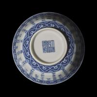 A Chinese Blue and White Porcelain 'Imperial Poem' Tea Bowl and Cover, Qianlong Mark 清乾隆丙寅（1746）款 青花御題三清茶詩蓋碗