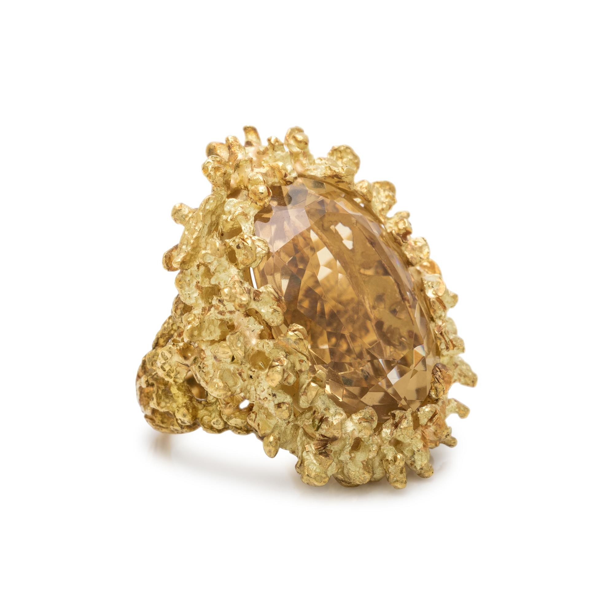YELLOW GOLD AND CITRINE RING