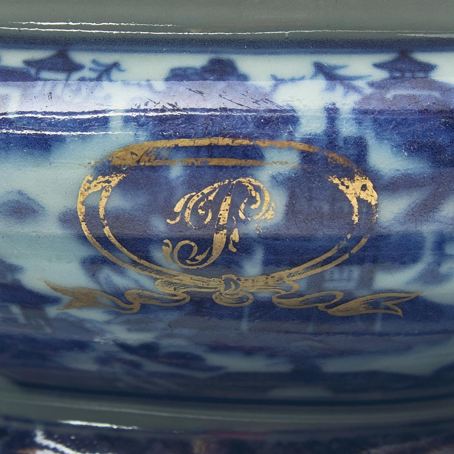 A Group of Four Chinese Export Porcelain Nanking Covered Sauce Tureens and Stands