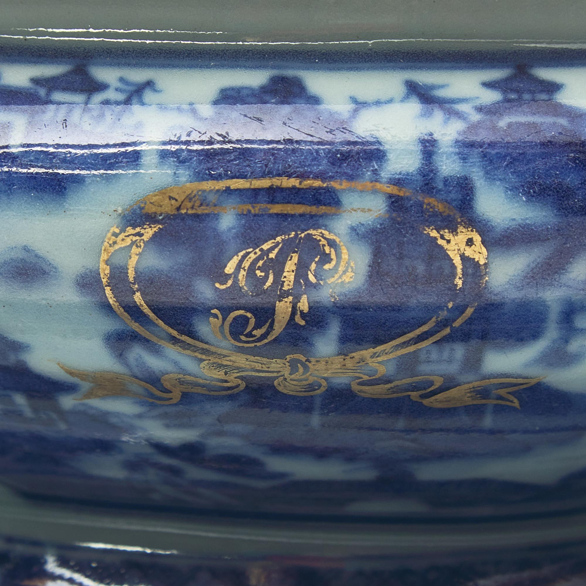 A Group of Four Chinese Export Porcelain Nanking Covered Sauce Tureens and Stands