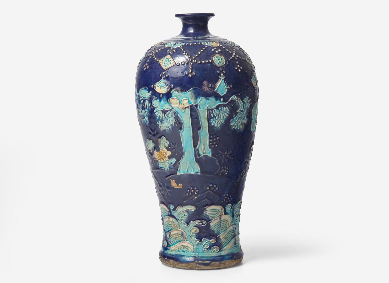A Chinese Fahua 'Figural' Vase, Meiping