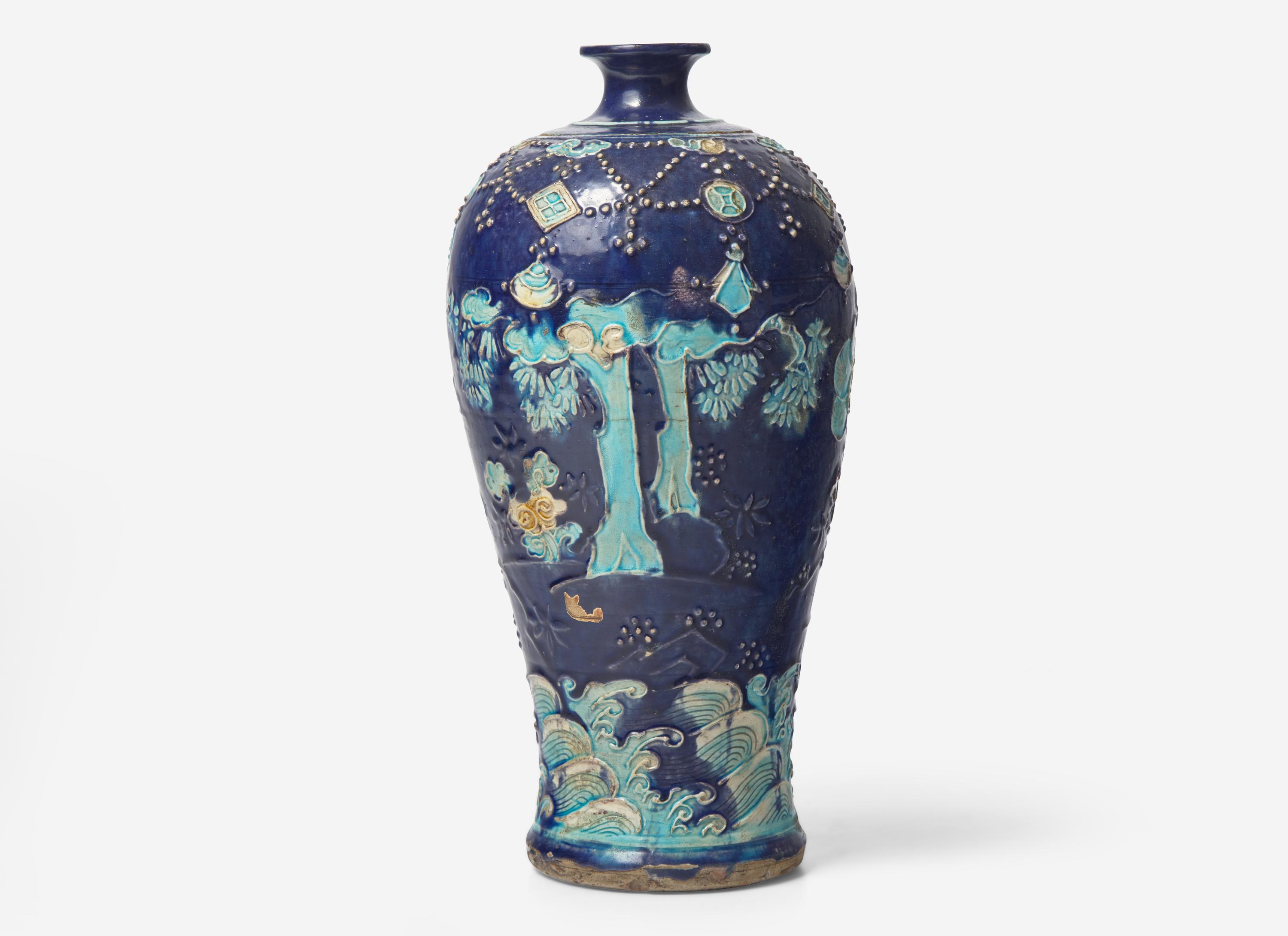 A Chinese Fahua 'Figural' Vase, Meiping