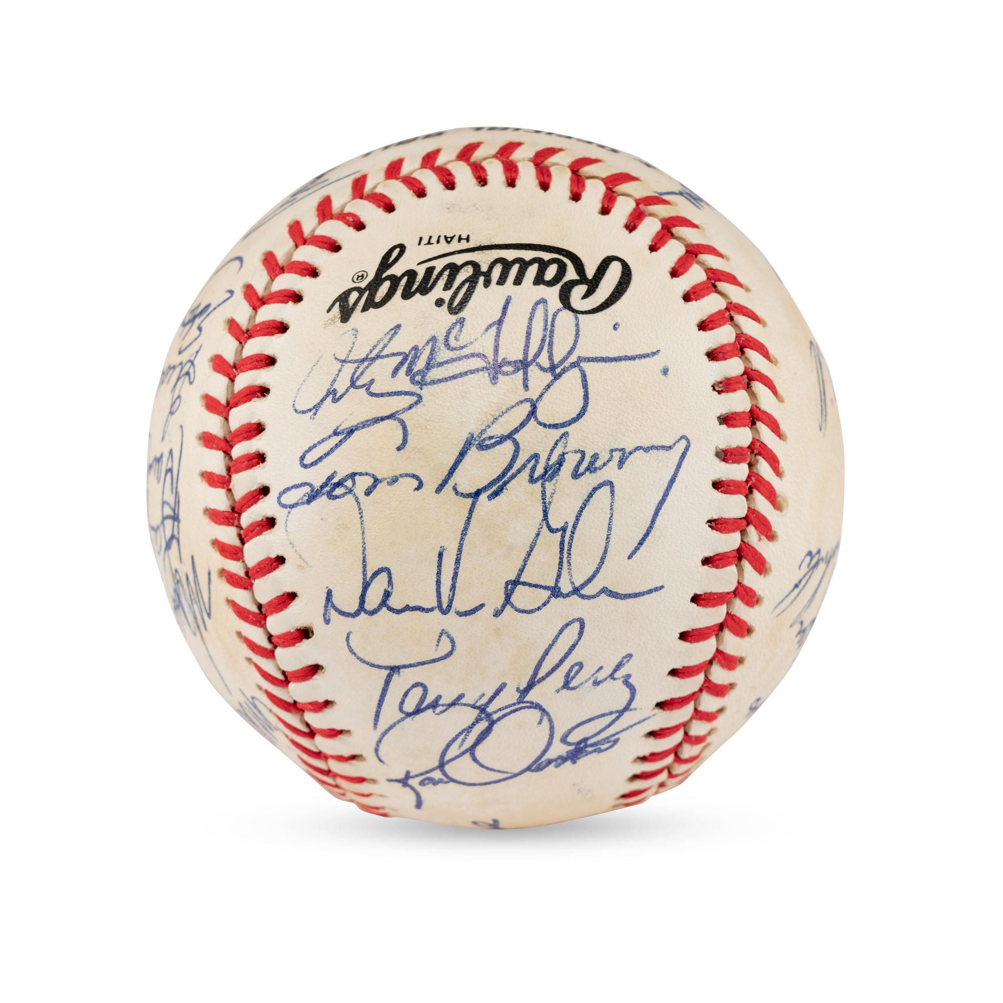 A 1985 Cincinnati Reds Team Signed Autograph Baseball