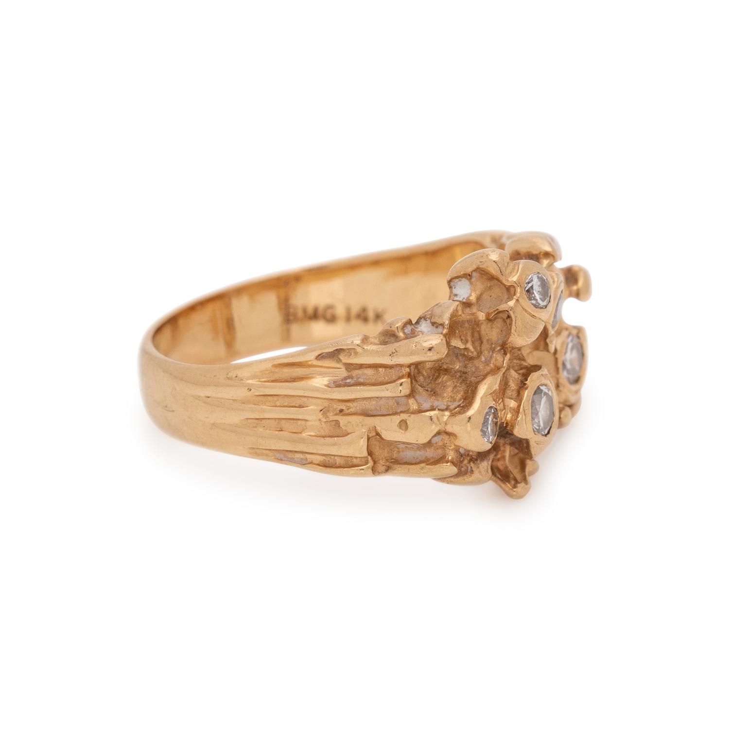 COLLECTION OF YELLOW GOLD AND DIAMOND RINGS