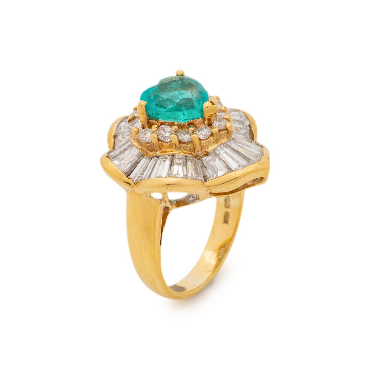 EMERALD AND DIAMOND RING