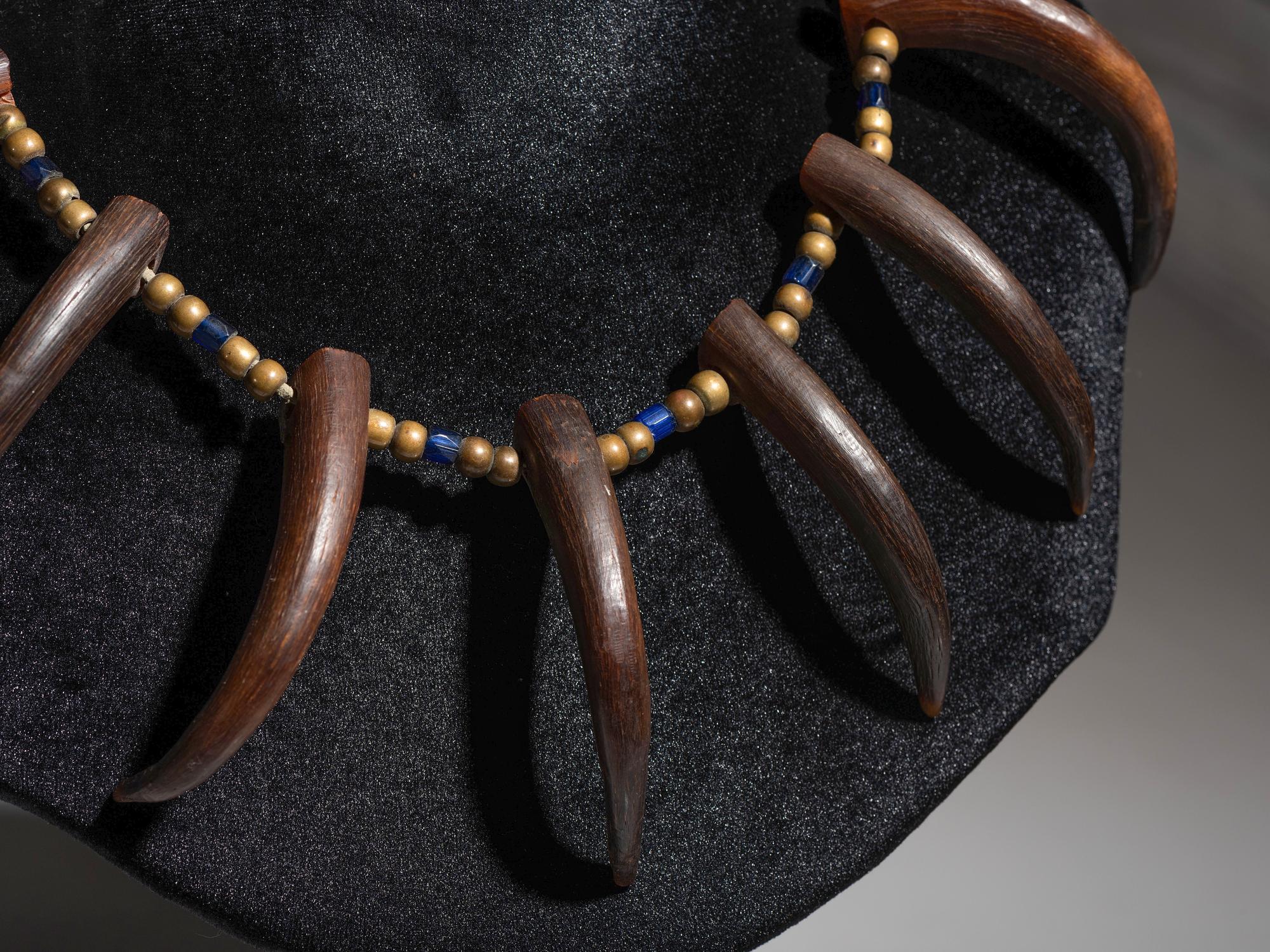Northern Plains Imitation Bear Claw Necklace