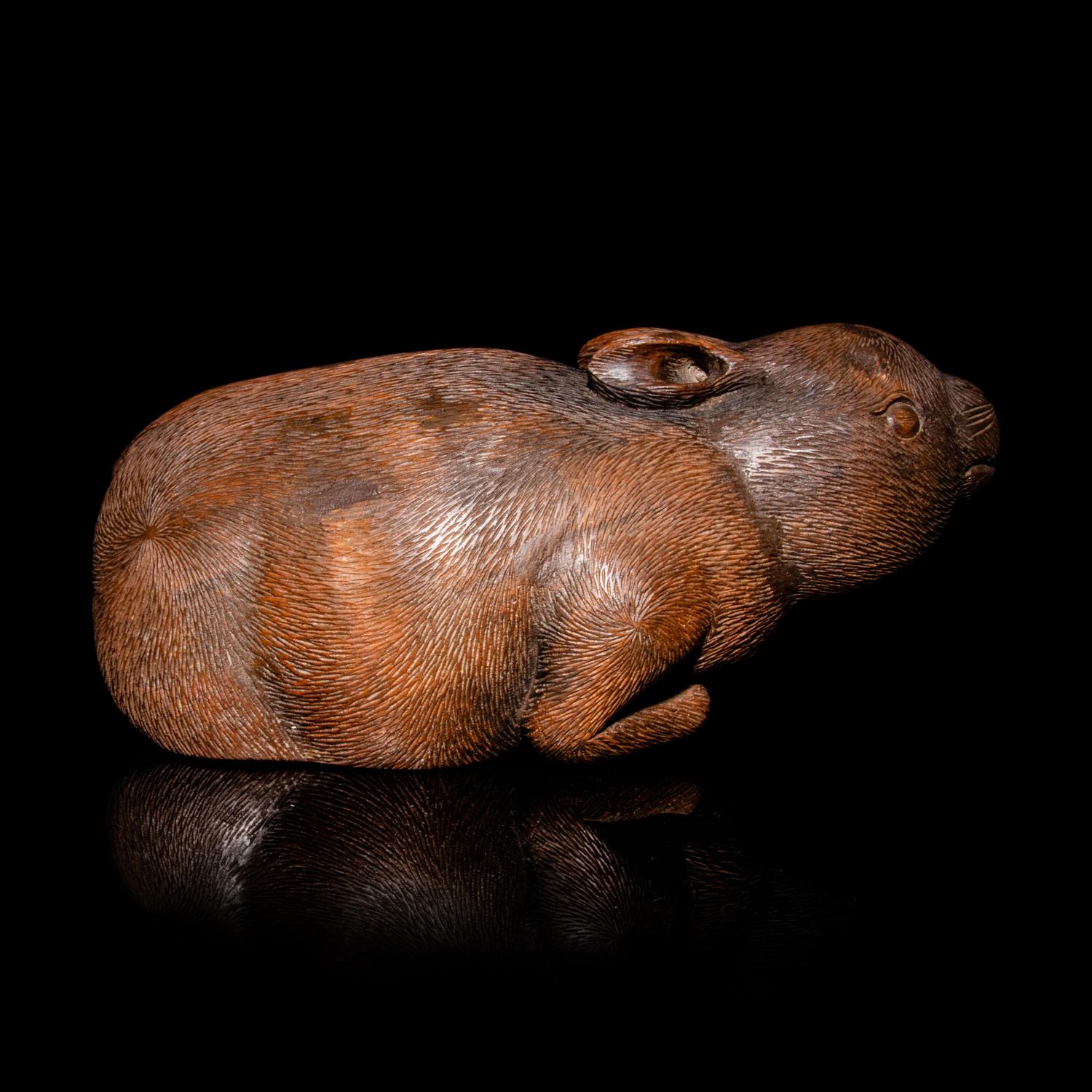 A Charming Chinese Bamboo Root Carving of a Rabbit, 19th Century 清晚期 竹根雕臥兔