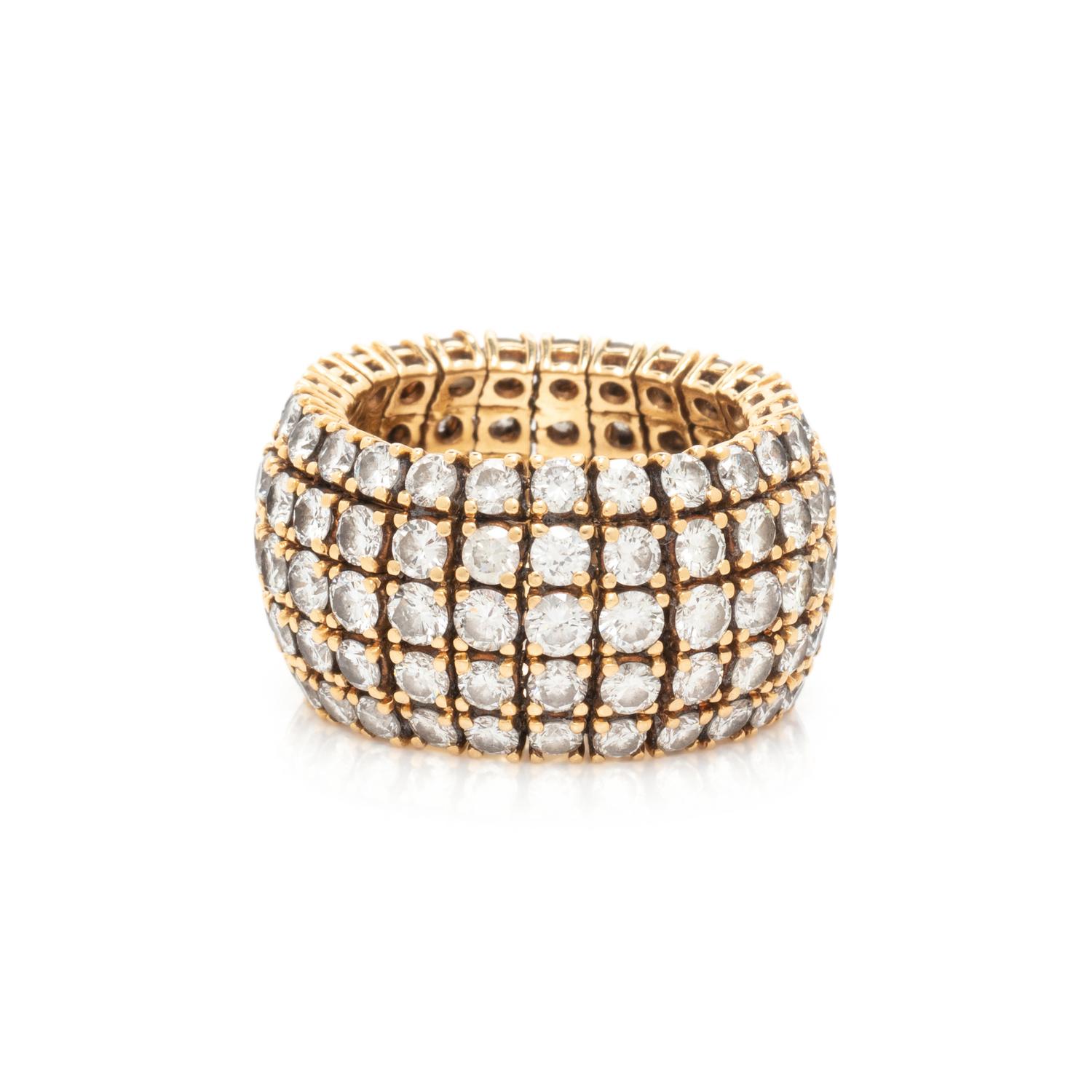 YELLOW GOLD AND DIAMOND BAND