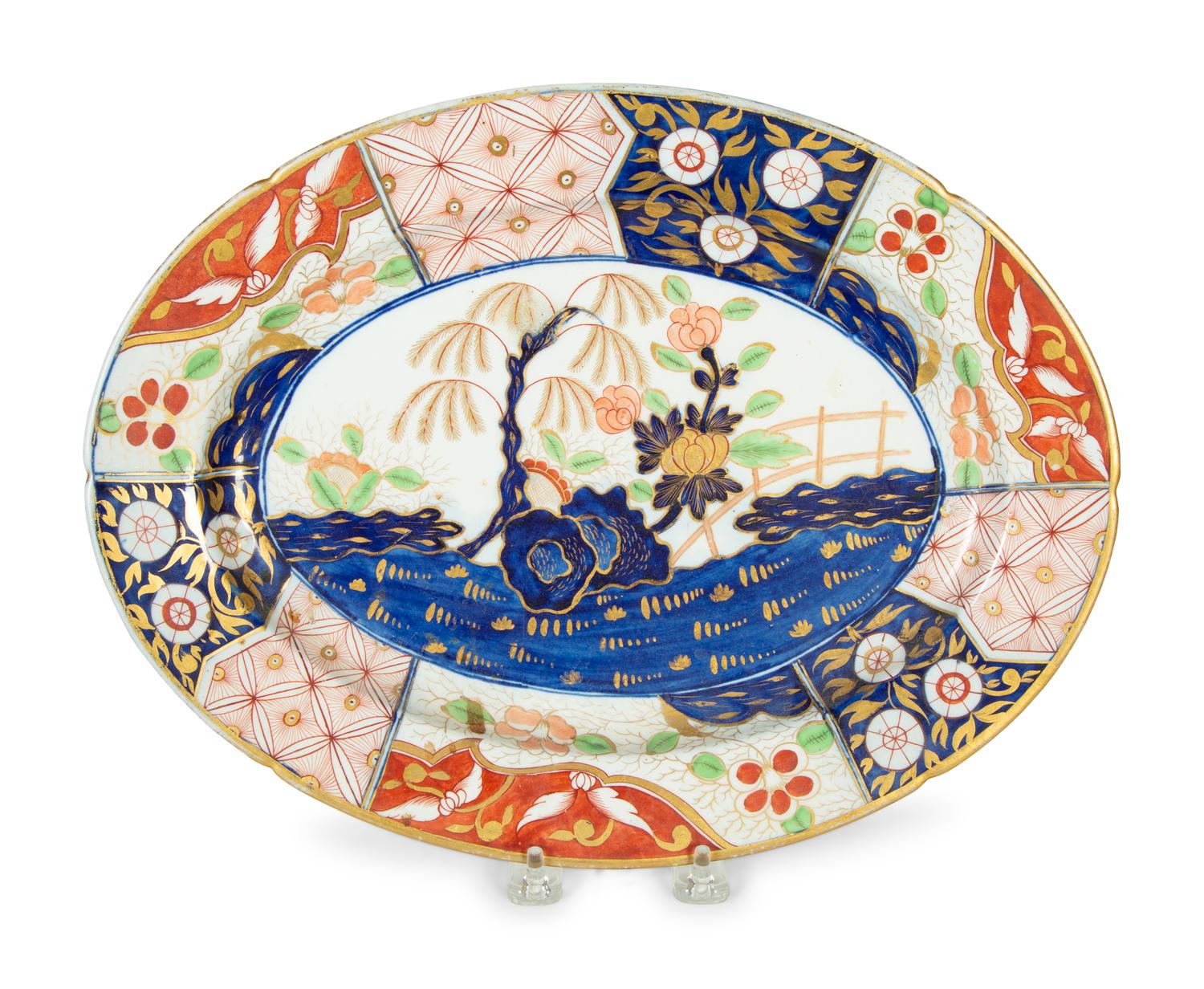 Two Chamberlain's Worcester Porcelain Oval Platters and a Pair of Shaped Square Dishes
