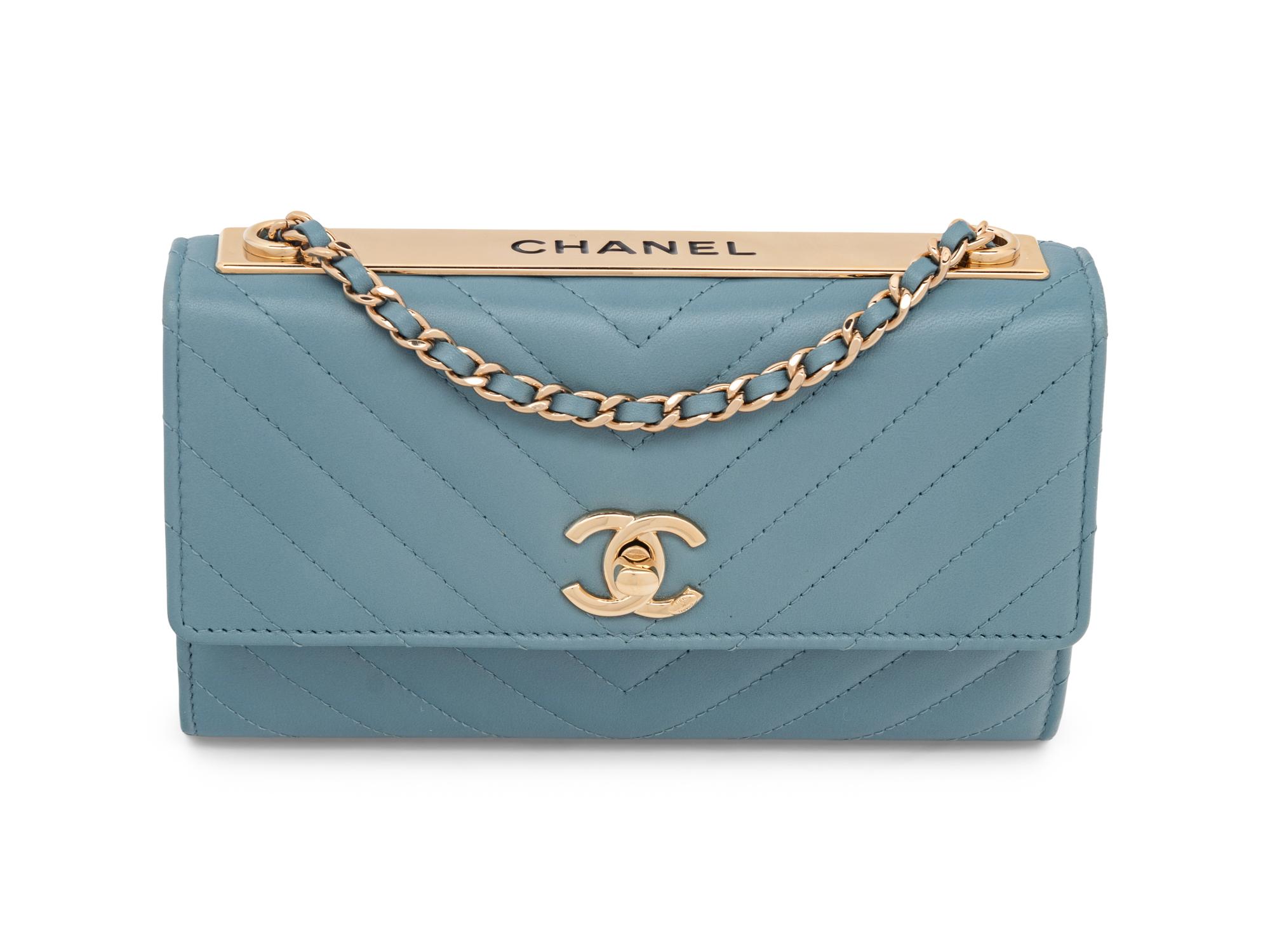 Chanel Trendy Wallet on Chain