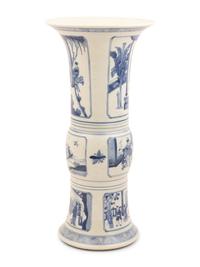 A Chinese Blue and White Porcelain Yenyen Vase